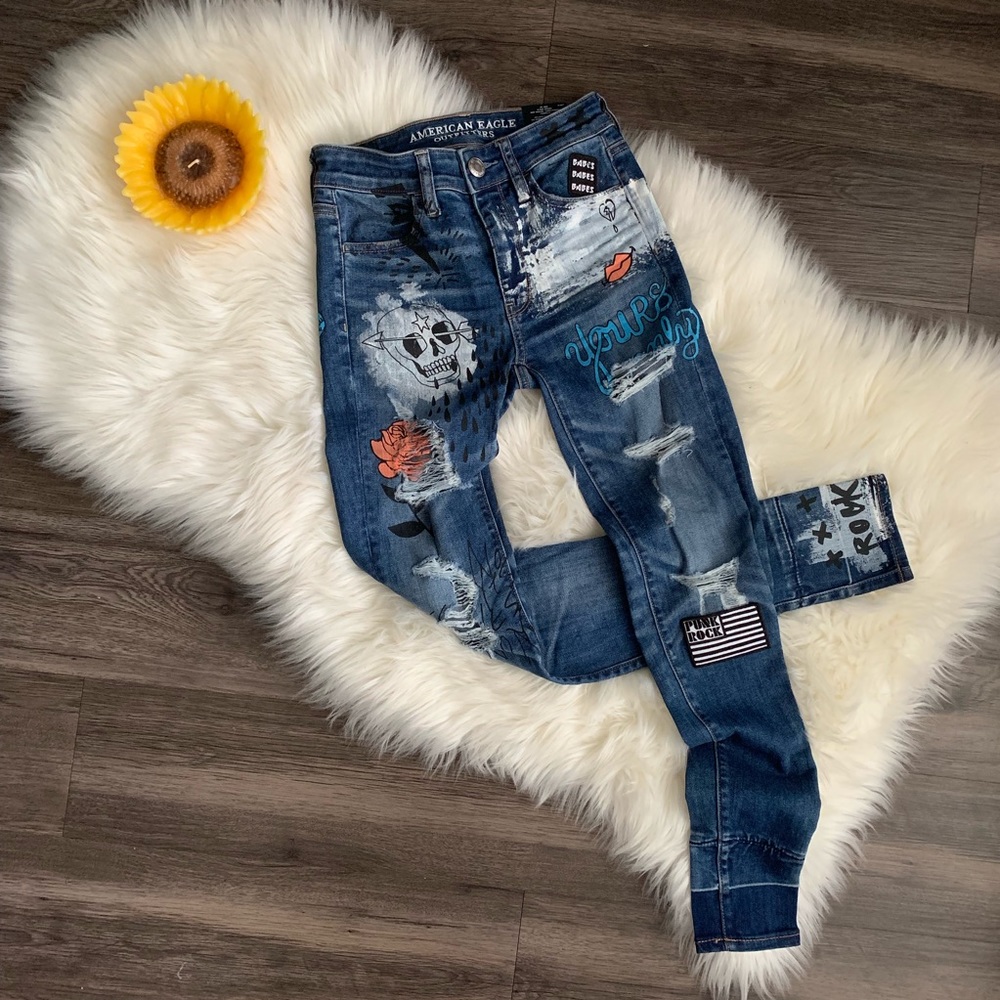 NWT AEO Painted & Patched Hi-Rise Jeggings Sz 00